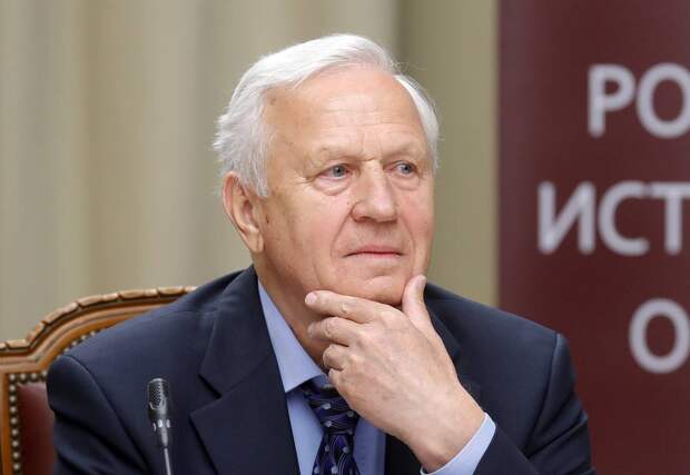 Почетный президент РФС призвал отстранить от международных турниров США и Израиль