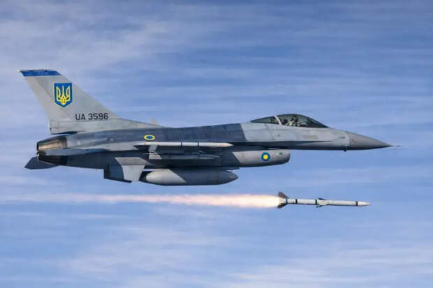 Экономика войны: F-16 ВСУ потратил дорогостоящую ракету на российскую «Герань»