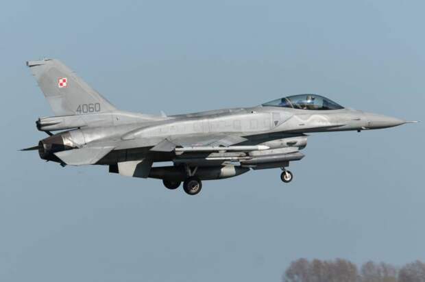 Анджей Дуда не готов отправлять на Украину истребители в одиночку