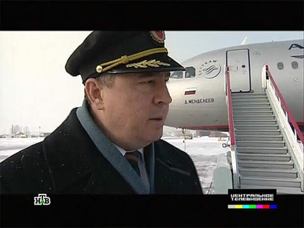 Андрей Литвинов в 2011 "Бездарь, случайно не убивший людей" - пилот-оппозиционер лает на Героя, посадившего самолет в кукурузу