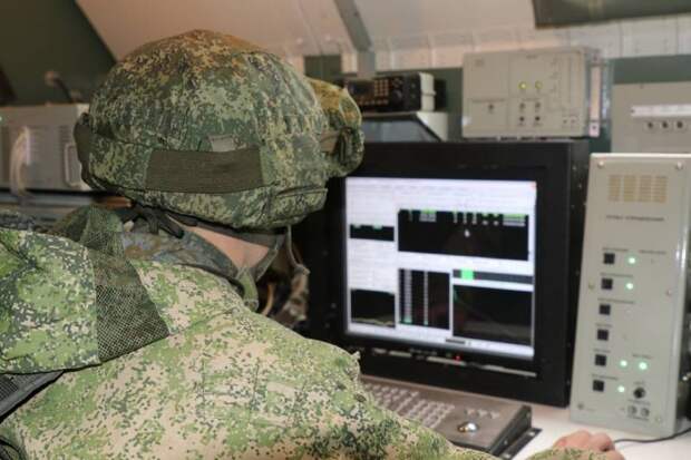 Комплексы РЭБ «Поле-21» в российской армии