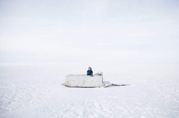 Ребёнок из ненецкой семьи Серотетто, на полуострове Ямал, Сибирь, Россия. Автор фотографии: Одид Вагенштайн.