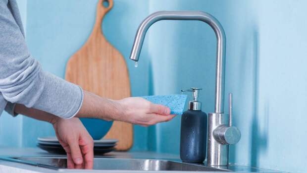 Скапливание грязной посуды в раковине может привести к ухудшению здоровья