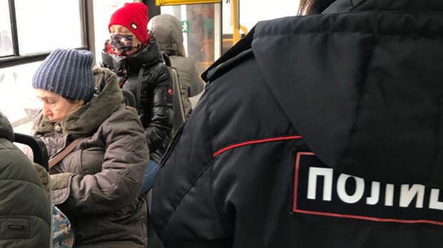 Более 160 нарушителей масочного режима поймали в ростовских автобусах за неделю