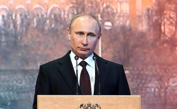 СМИ: Путин готовит конституционную реформу и досрочные выборы