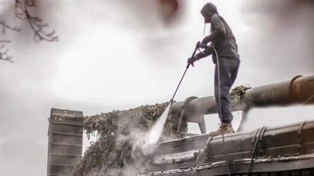 В одинаковом положении: США ломают через колено Россию и Украину ради сделки – Axios