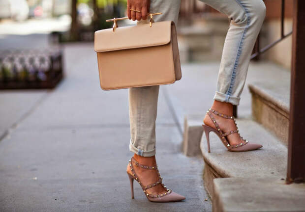 Сумочка под цвет обуви. | Фото: Итальянская обувь.