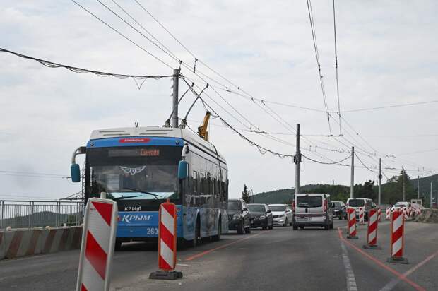 В следующем году в Крыму планируют отремонтировать участок дороги Алушта – Ялта