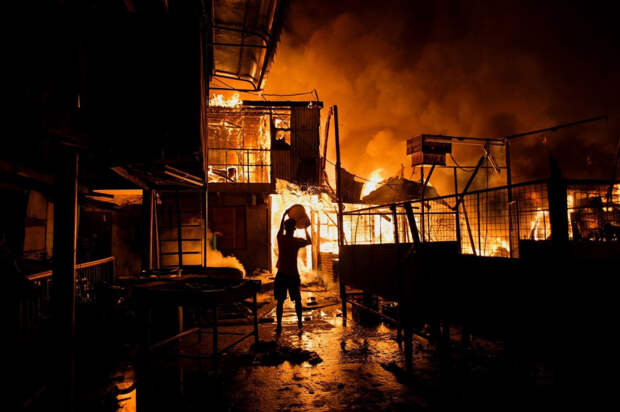 Пожар в Маниле на Филиппинах