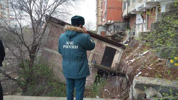Из-за сильных дождей в Дагестане затопило около тысячи домов