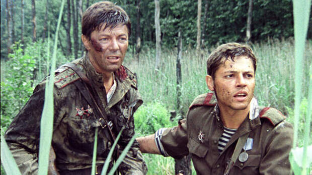 Зрители назвали современных артистов, которым доверили бы исполнить песни из советского кино