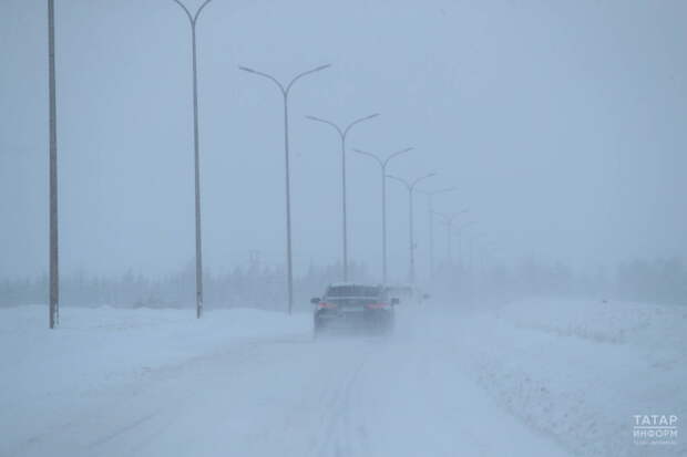 Из-за непогоды в РТ ограничили движение по трассам Казань – Оренбург и Казань – Ульяновск