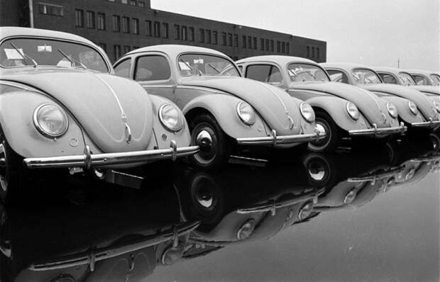 Завод Volkswagen в 1951 году volkswagen, завод, ретро фото