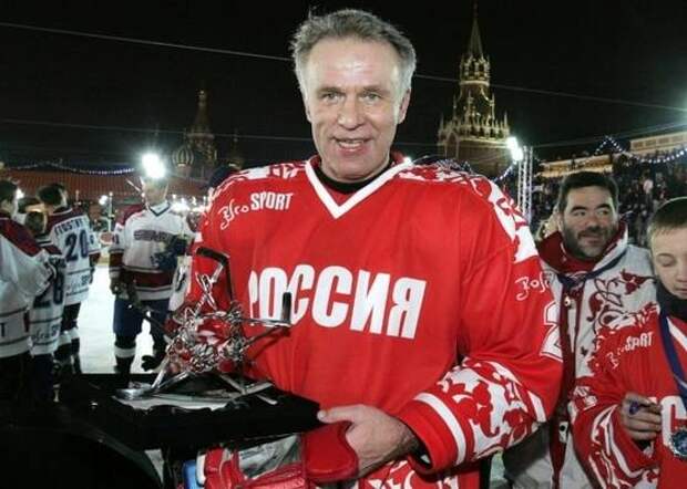 Вячеслав Фетисов – советский хоккеист, олимпийский чемпион, российский государственный деятель
