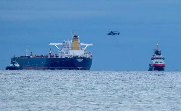 «Крутой замес»: «Теневой флот» России атакуют со всех сторон. Как отбиваться?