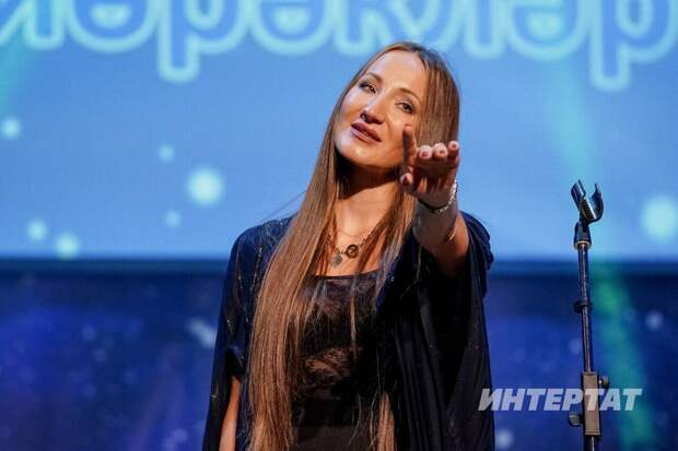 «Ахыры якынлашкандыр» – Дилә Нигъмәтуллина абыйсы белән мөнәсәбәтләре авыр булуын әйтте