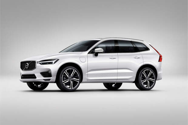 Кроссовер XC60 Recharge T8 R-Design in Crystal White, Volvo