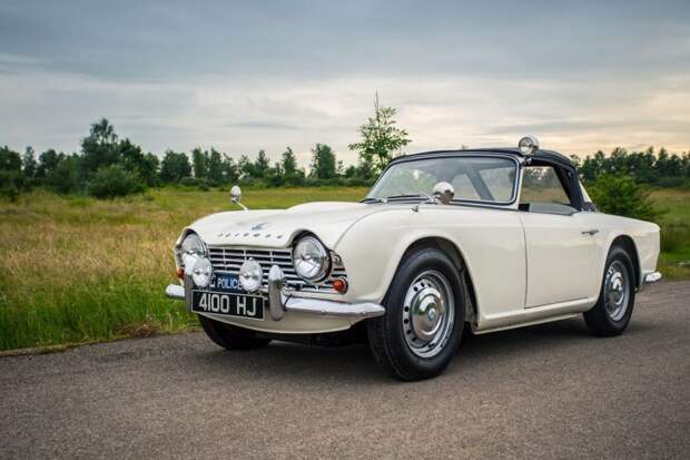 Triumph TR4 1962 - Полицейский родстер Triumph, авто, автомобили, олдтаймер, полицейский автомобиль, полиция, реставрация, ретро авто