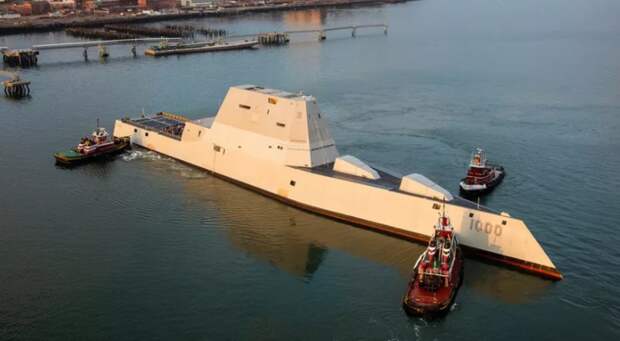 Суперэсминец США потерял двигатель Zumwalt, СШП, корабли
