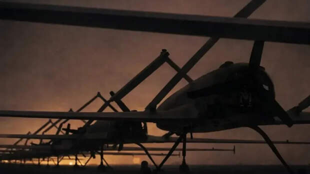 Атака ВСУ: в Таганроге погиб человек, в Тольятти БПЛА попал в многоквартирный дом