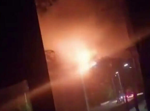 Очевидцы сняли момент падения БПЛА на завод в Ельце Липецкой области