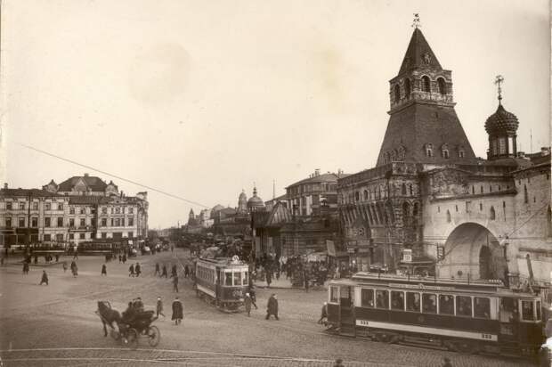 Китайгородская стена до сноса. /Фото:moiarussia.ru Китайгородская стена до сноса. /Фото:moiarussia.ru