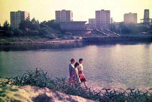 Блог - 20 подлинных фотографий о том, какой была Припять до катастрофы на Чернобыльской АЭС 20 подлинных фотографий о том, какой была Припять до катастрофы на Чернобыльской АЭС