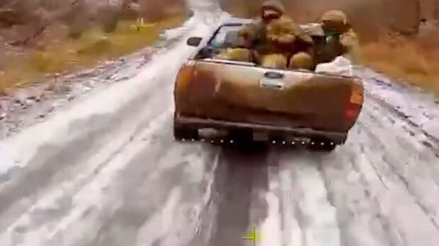 Боевики не успели выпрыгнуть из пикапа, увидев российский FPV-дрон