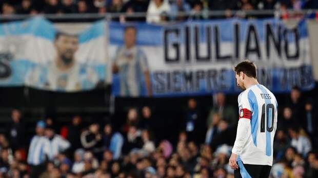 Федерер: «Месси делал невероятные вещи. То, как он доминировал и менял футбол, поразительно»