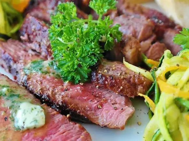 Диетолог назвал мясо, которое нельзя есть каждый день