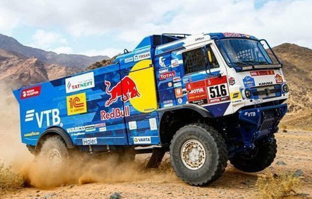 Каргинов выиграл "Дакар"-2020 в классе грузовиков