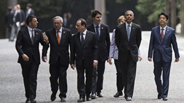 Лидеры стран Большой семерки во время саммита в районе Исэ-Сима японской префектуры Миэ. 26 мая 2016