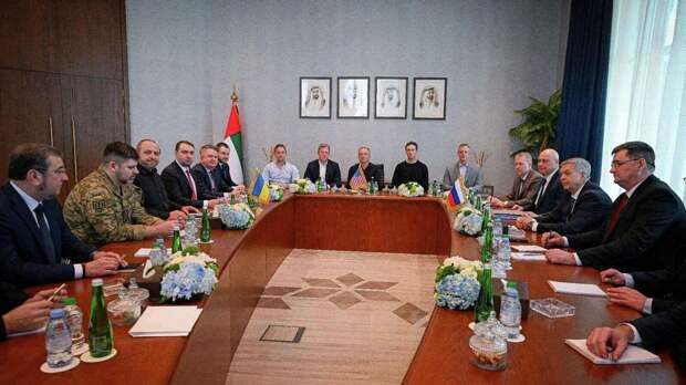 "Бесил американцев". Вот кто сливал прессе ход переговоров по Украине