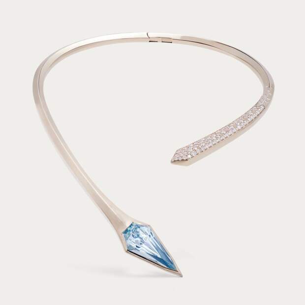 Колье Arrow, Letters and stones