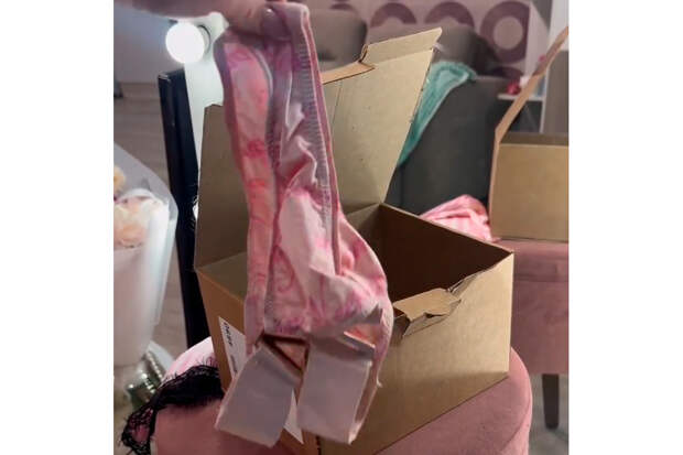 Россиянка продала ношенные в бане трусы за 50 тысяч рублей