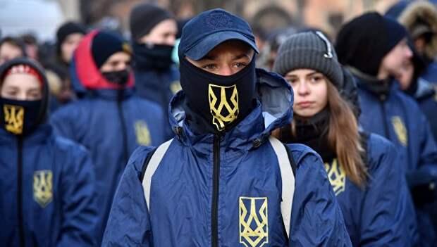 Активисты праворадикальных организаций на Украине. Архивное фото