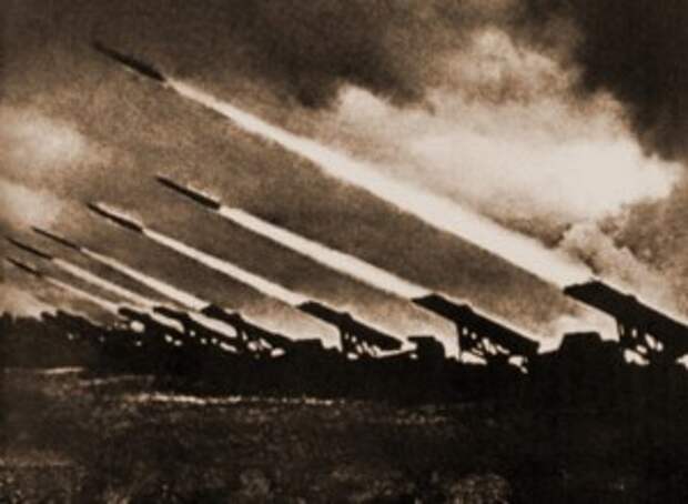 19 ноября 1942 года – под Сталинградом начался коренной перелом в ВОВ: на немцев обрушились залпы «катюш»