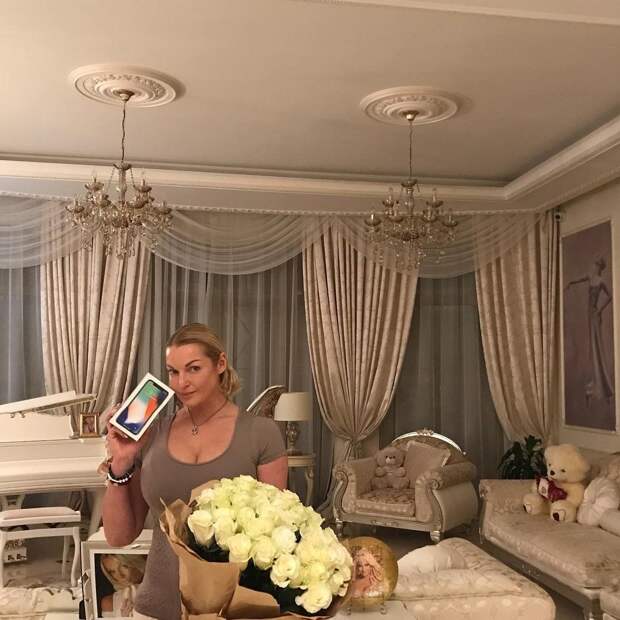 Какой заработок у Анастасии Волочковой и сколько она получает за эскорт услуги