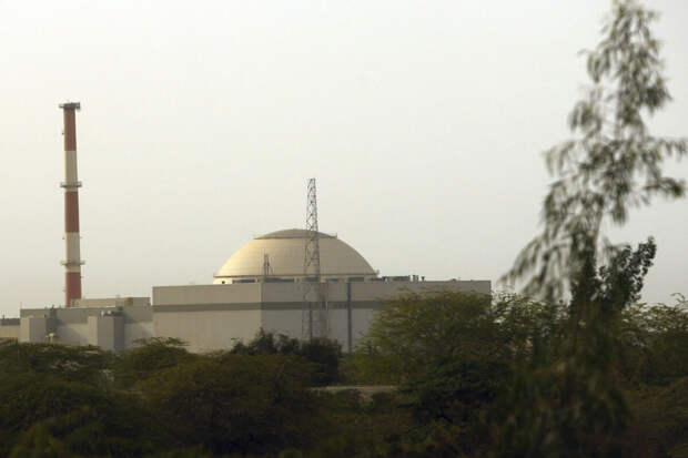 Генконсул Жильцов: РФ завершила эвакуацию российских специалистов с АЭС "Бушер"