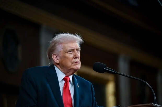 Трамп пообещал ответить на удар по посольству США в Эр-Рияде