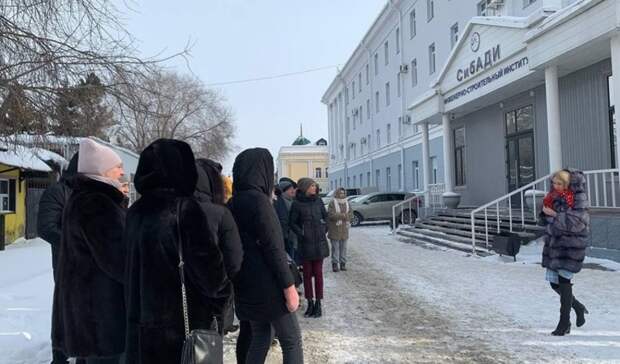 В омском министерстве энергетики и ЖКК прошли обыски