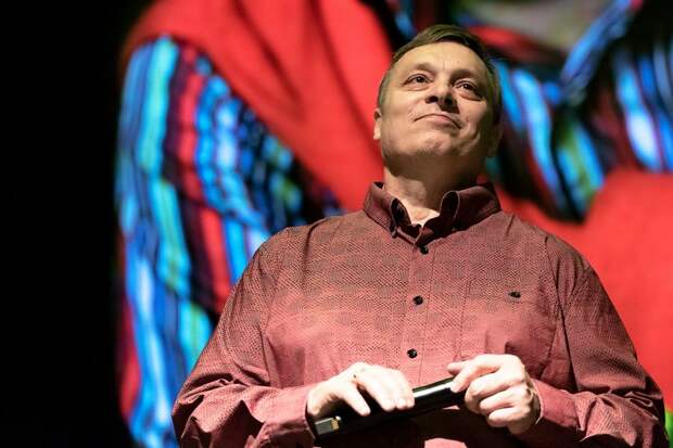 Адвокат объяснил, почему экс-продюсер «Ласкового мая» Разин не приезжает в РФ