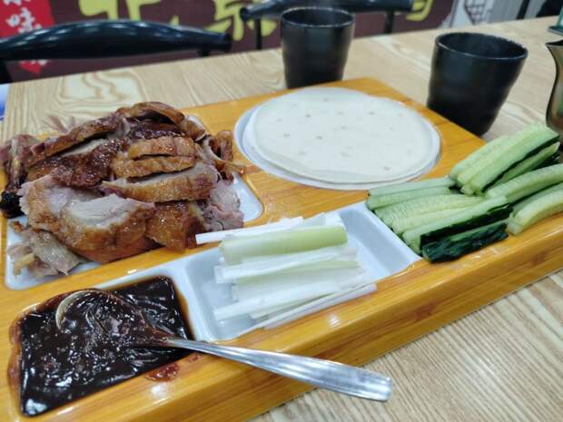 Таможня не пропускает утку по-пекински: приморцы массово пытаются провезти деликатес из Хуньчуня