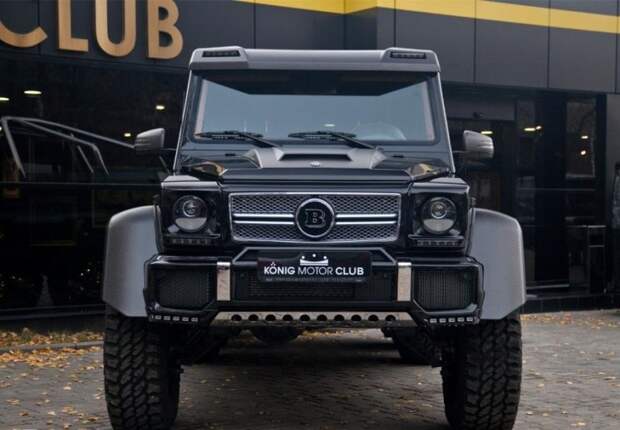 Второй автомобиль, опять же версии Brabus 700 находится в Москве и продается на данный момент. 6x6, amg, g63, gelandewagen, mercedes-benz