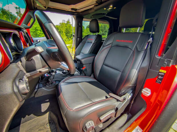 Jeep Wrangler Rubicon (фот. Якуб Корнацки / Automotyw.com)