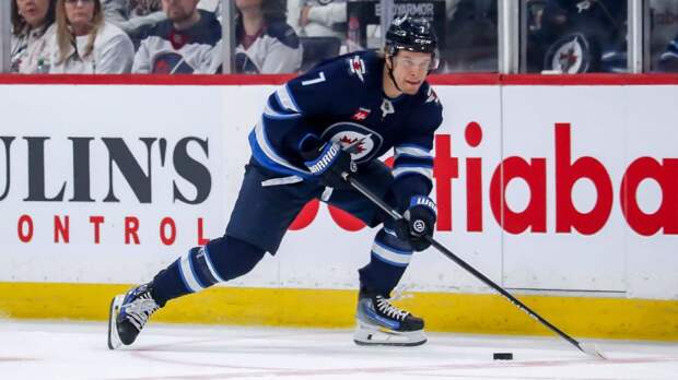 Наместников уже на 2-й минуте открыл счет в матче с «Лос-Анджелесом»