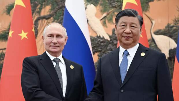 FT: Путин и Си Цзиньпин на встрече в мае обсудили Украину, газ и банки