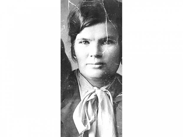 На фото: партизанская разведчица Галина Финская.