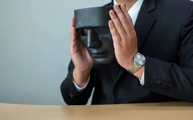 Мошенники охотятся за путешествующими в других странах туристами из России