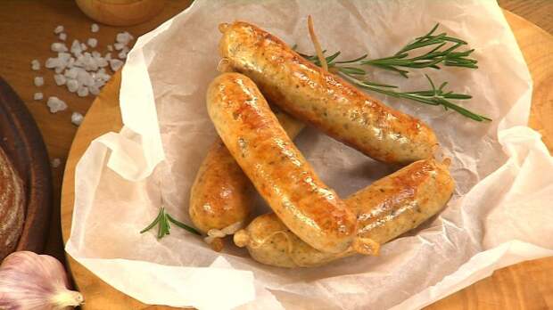 Куриная колбаска домашнего приготовления Куриная колбаска домашнего приготовления